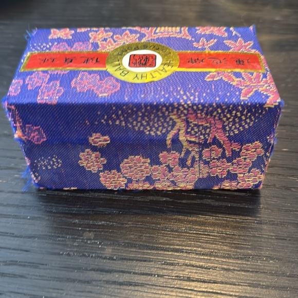 Lotus Pond Brand metal enamel hand exercise balls. Woven fabric box. Like new. - Picture 5 of 8